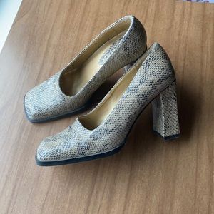 90’s Square Toe Block Heel 5.5 vtg Snake skin